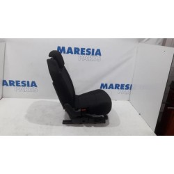 Peugeot - 5008 - Rear seat