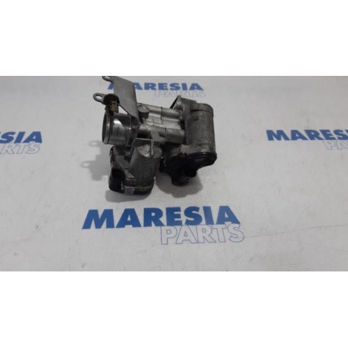 Renault - Trafic - Throttle body