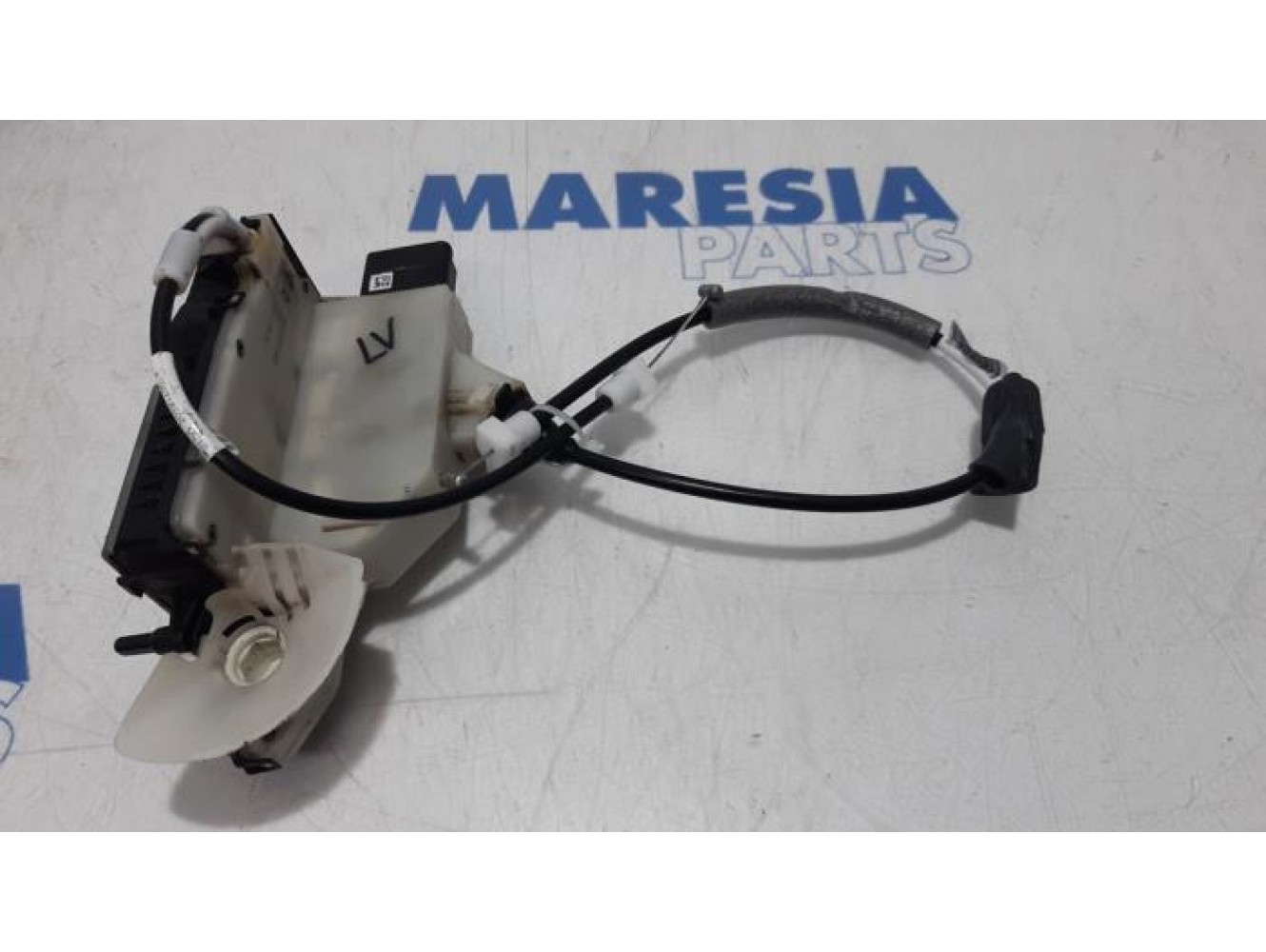 Peugeot - 208 - Door lock mechanism 4-door, front left