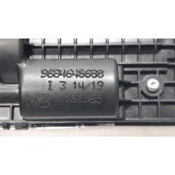 Peugeot - 208 - Tailgate lock mechanism