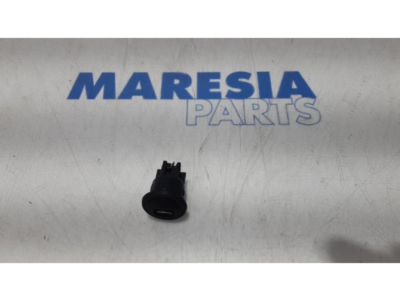 Peugeot - 208 - AUX/USB aansluiting