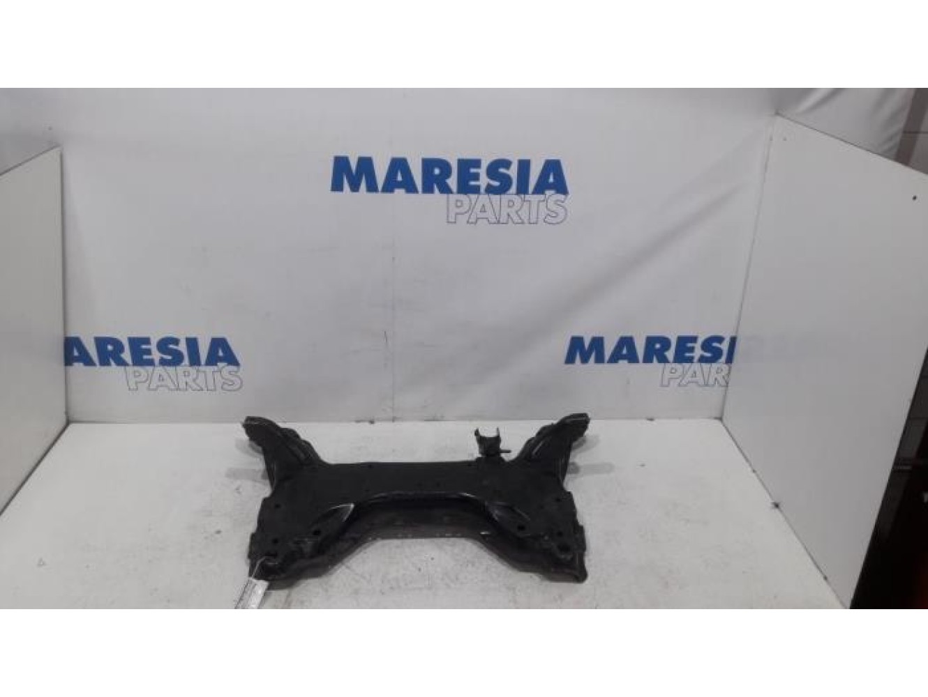 Peugeot - 5008 - Subframe