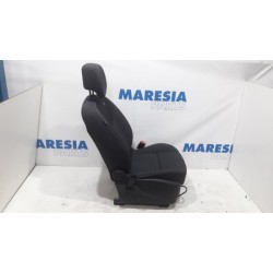 Renault - Scenic - Seat, right