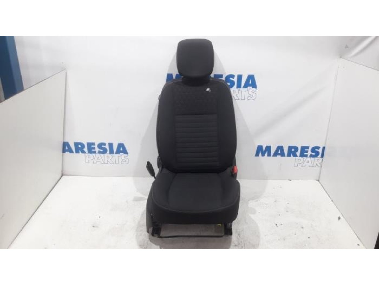 Renault - Scenic - Seat, right
