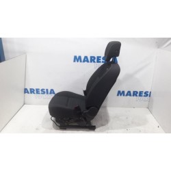 Renault - Scenic - Seat, right