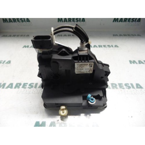 Fiat - Punto - Front door lock mechanism 4-door, right