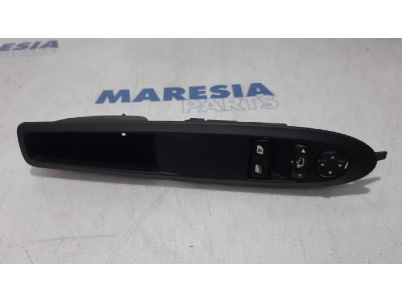 Citroen - DS3 - Multi-functional window switch