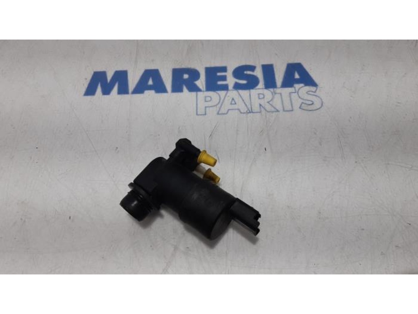 Citroen - DS3 - Windscreen washer pump