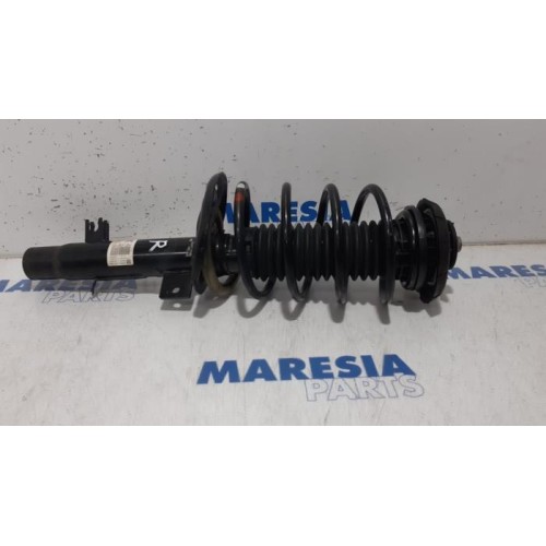 Peugeot - 208 - Front shock absorber rod, right