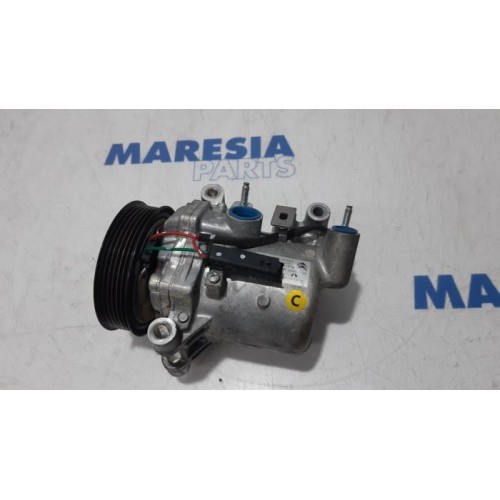 Peugeot - 208 - Air conditioning pump