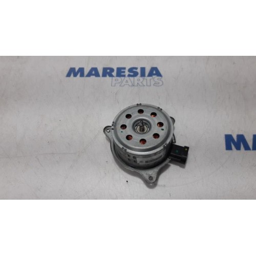 Peugeot - 208 - Fan motor