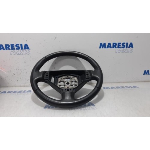 Peugeot - 5008 - Steering wheel
