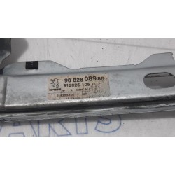 Peugeot - 5008 - Window mechanism 4-door, front left