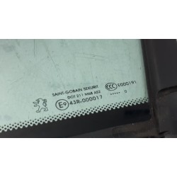 Peugeot - 5008 - Dreieckfenster links vorne