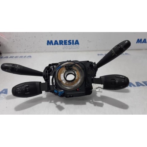 Peugeot - 5008 - Steering column stalk