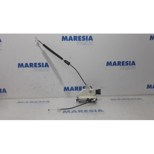 Peugeot - 5008 - Front door lock mechanism 4-door, right