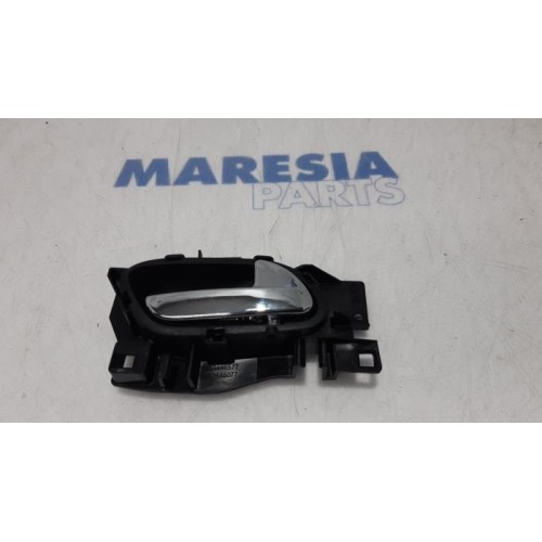 Peugeot - 5008 - Rear door handle 4-door, right