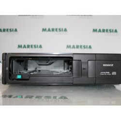 Renault - Megane Scenic - CD changer
