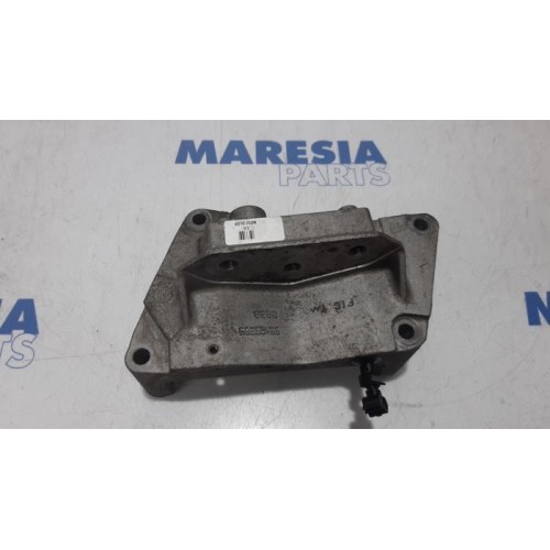 Fiat - Punto - Engine mount