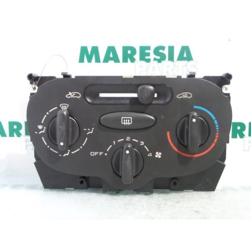 Peugeot - 206 - Heater control panel