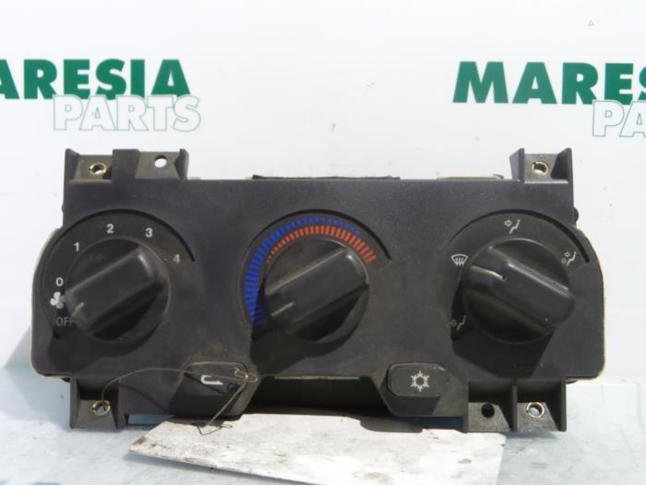 Alfa Romeo - GTV - Heater control panel