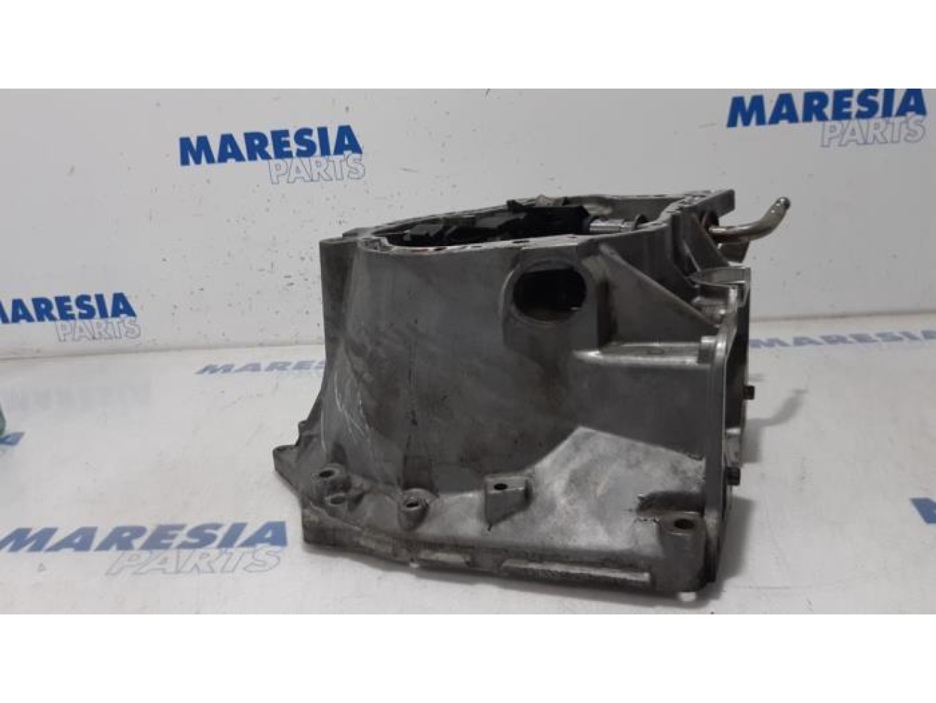 Peugeot - Partner - Gearbox casing