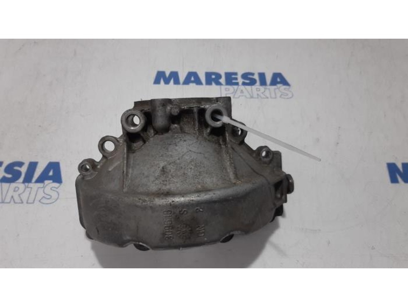 Peugeot - Partner - Gearbox casing