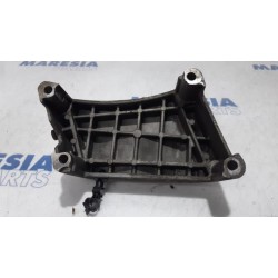 Alfa Romeo - Mito - Engine mount