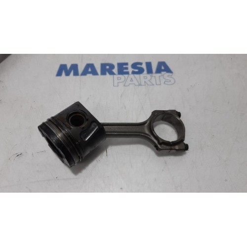 Alfa Romeo - Mito - Piston