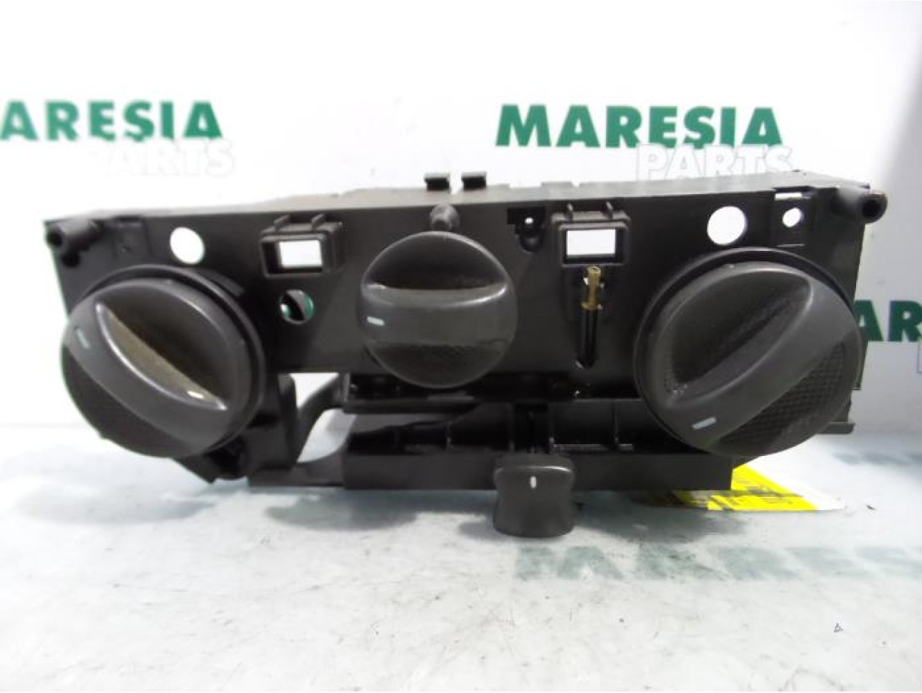 Fiat - Brava - Heater control panel