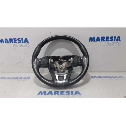 Renault - Scenic - Steering wheel