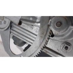 Renault - Scenic - Fenstermechanik 4-türig rechts hinten