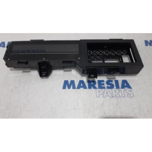 Renault - Scenic - Instrument panel