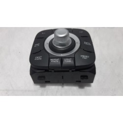 Renault - Scenic - Navigation control panel