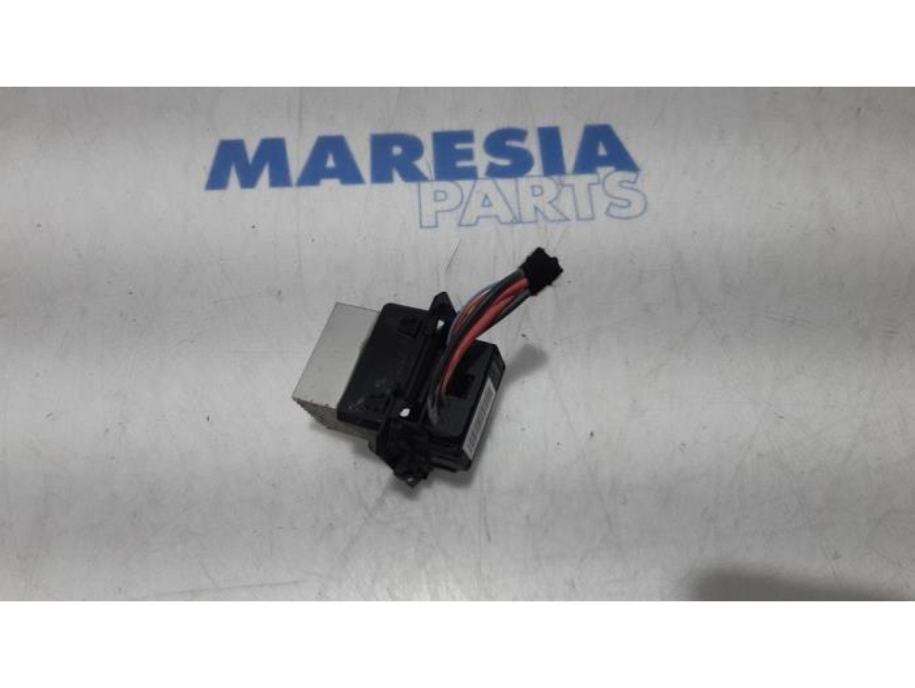 Renault - Scenic - Heater resistor