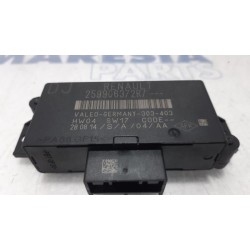 Renault - Scenic - PDC Module