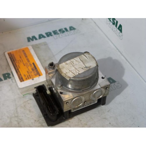 Renault - Megane Scenic - ABS pump