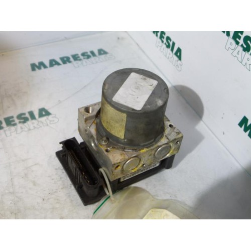 Renault - Grand Scenic - ABS pump