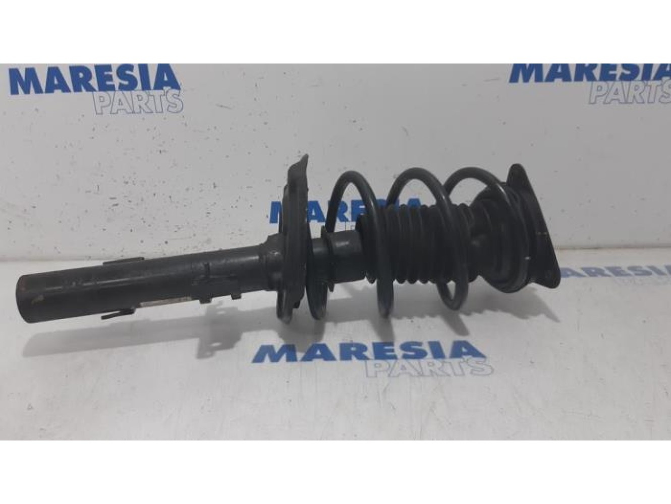 Renault - Talisman - Front shock absorber rod, left