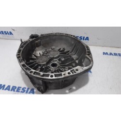 Renault - Master - Gearbox casing