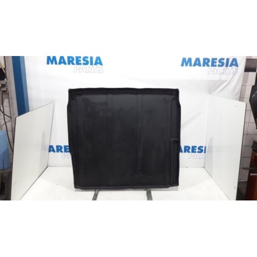 Citroen - C5 - Coffre tapis
