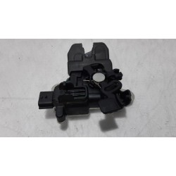 Renault - Talisman - Tailgate lock mechanism
