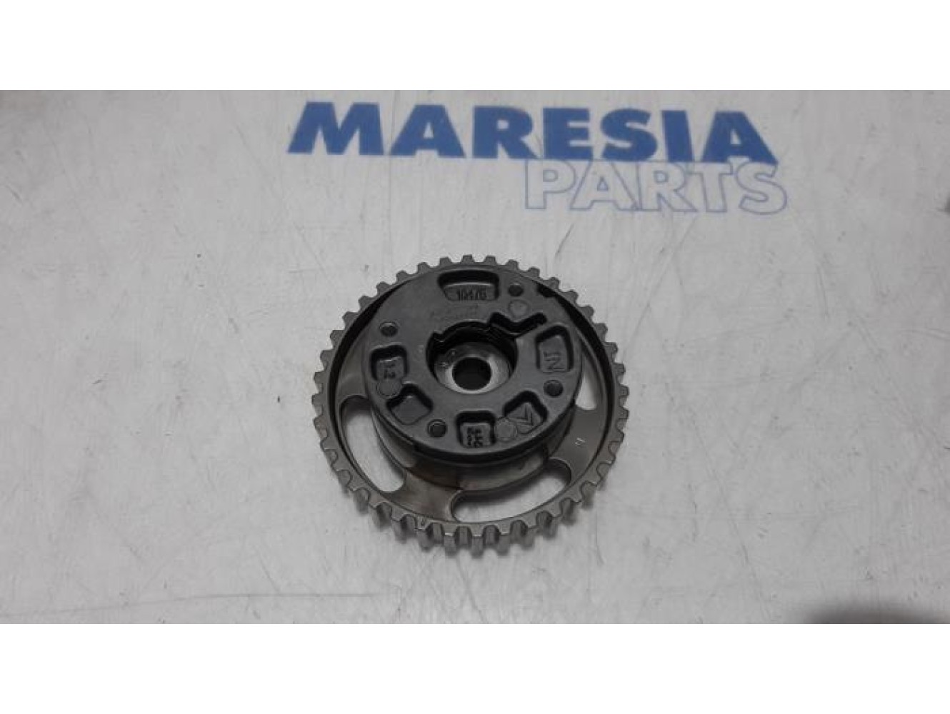 Peugeot - 208 - Camshaft sprocket