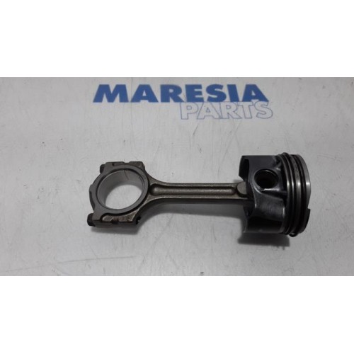 Renault - Clio - Piston