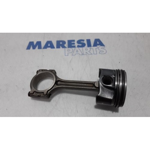 Renault - Clio - Piston