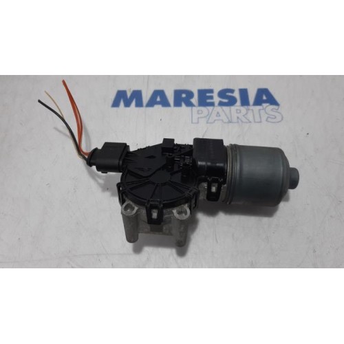 Alfa Romeo - 159 - Front wiper motor