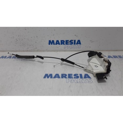 Citroen - C5 - Door lock mechanism 4-door, front left