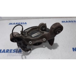 Alfa Romeo - 159 - Fusee links-achter
