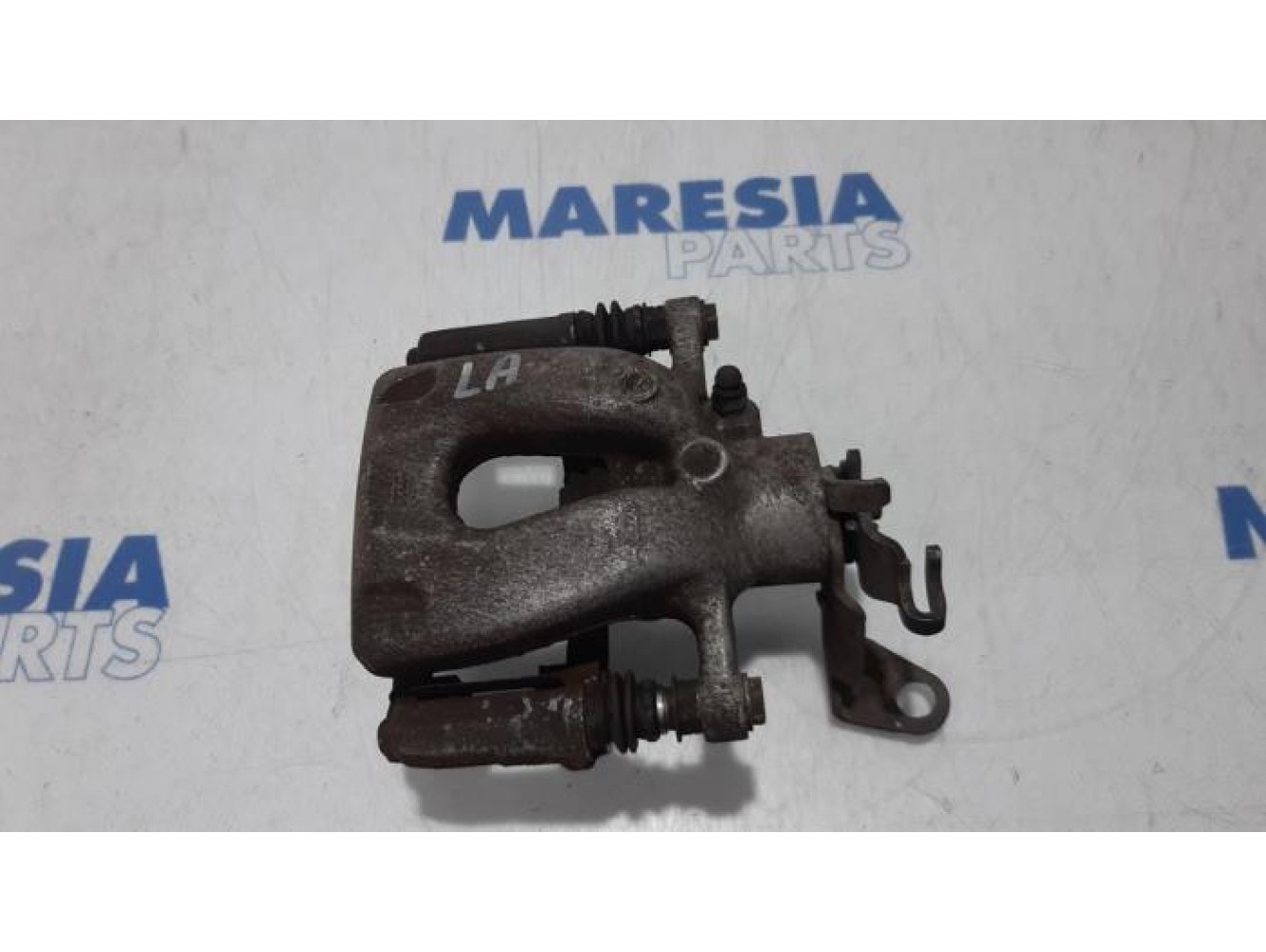 Alfa Romeo - 159 - Rear brake calliper, left
