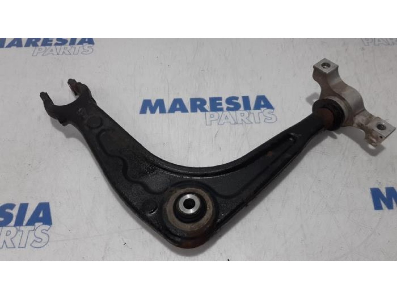 Citroen - C5 - Front lower wishbone, left